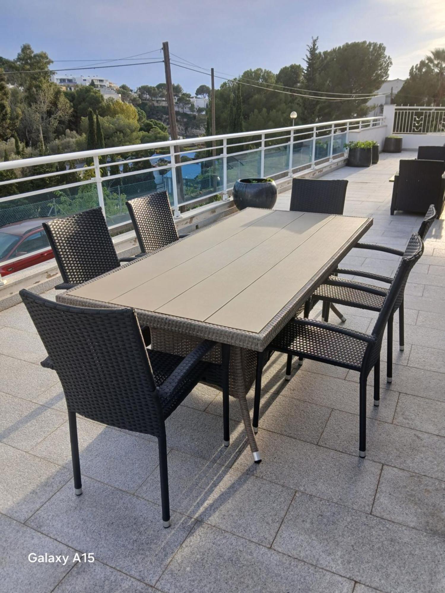 Appartement Almadrava